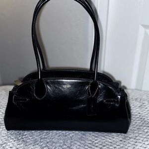 Coach Glossy Black Empire 34. Gently preowned/Excellent condition.